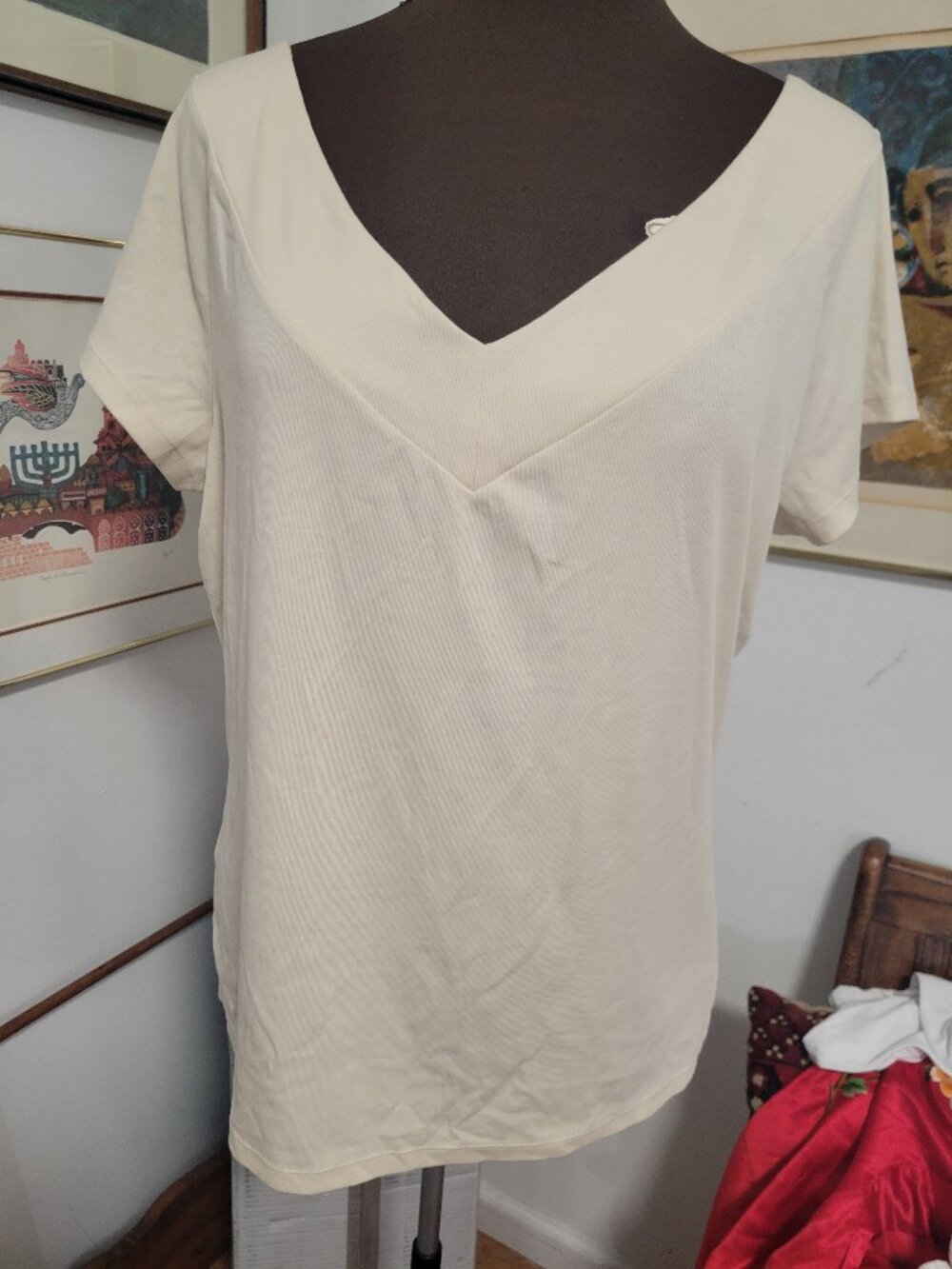 NWT Lauren by Ralph Lauren Cream V-neck T-shirt XXL